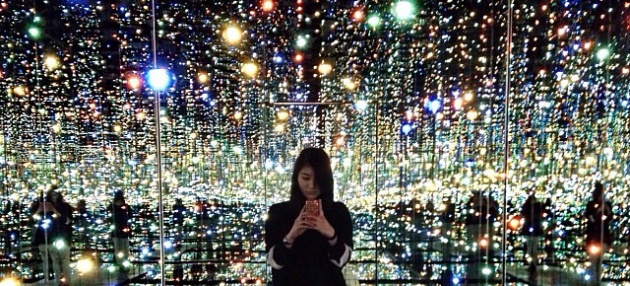 Yayoi Kusama S Infinity Mirror Room In New York City