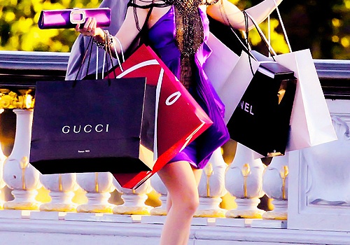 SHOPAHOLIC