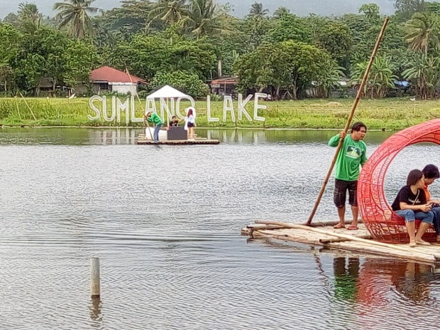 famous_lake_in_the_philippines