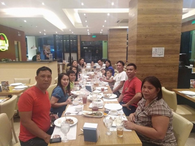 kuya_j_restaurant