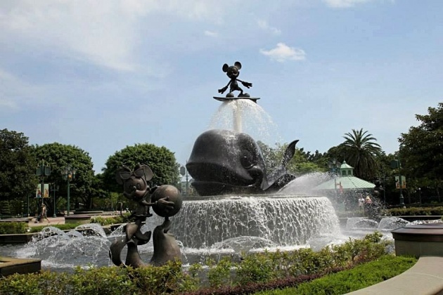 hong_kong_disneyland