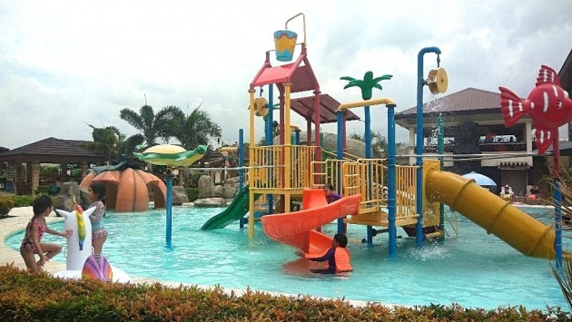 cebu_westown_lagoon_waterpark