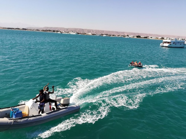 snorkeling_in_the_red_sea