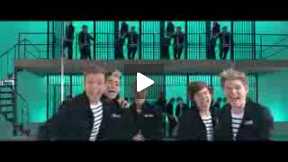 One Direction - Kiss You (Official)