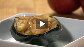   Acorn Squash stuffed with Spicy Apple 