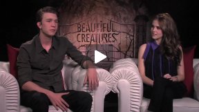 Thomas Mann & Zoey Deutch “Beautiful Creatures” Interview